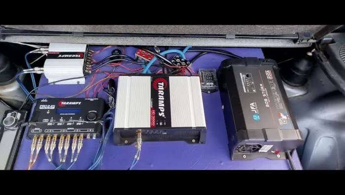 Vendo som automotivo completo