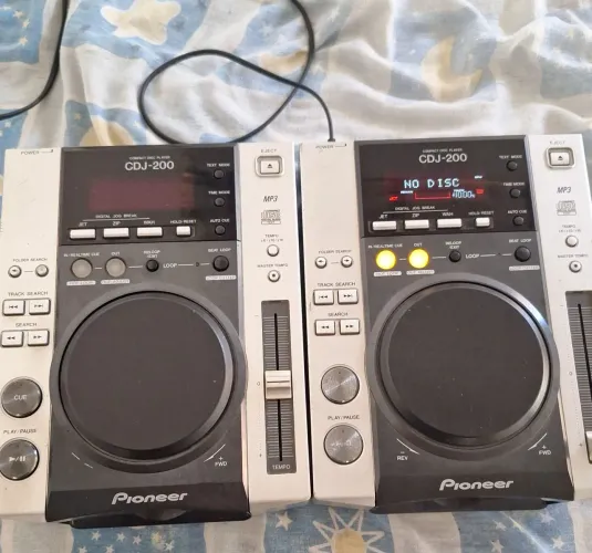 Cdj 200