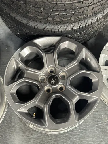 Jogo de roda original Ford Maverick aro 18 5x108
