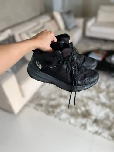 The north face trekking tenis