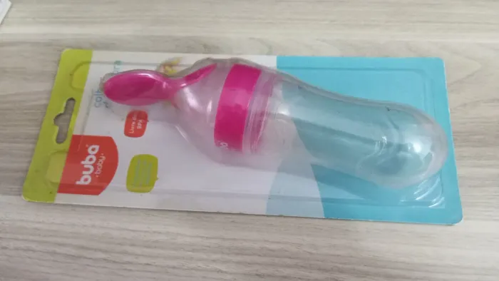 Colher dosadora para bebês.