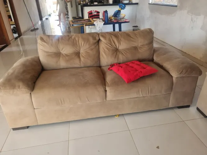 Vende-se sofá de 2 e 3 lugares