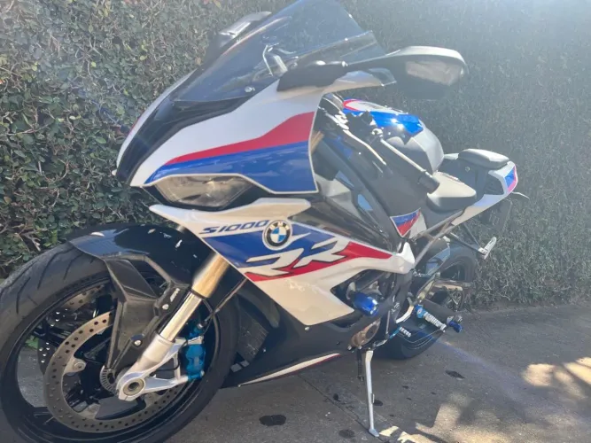 BMW S1000RR 2022 nova !!