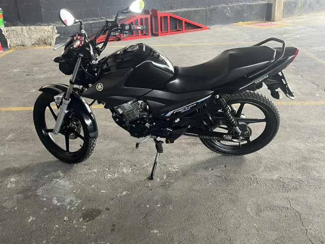 Yamaha Factor 150 2023 Baixo KM Revisada Pneus Novos Aceito Troca
