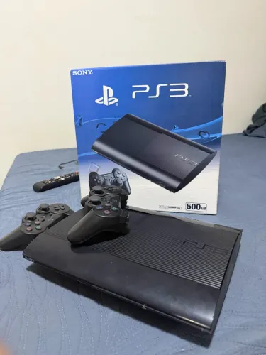 Ps3 com caixa desbloqueado com todas as lojas com +35 jogos instalados, 2 controles novos