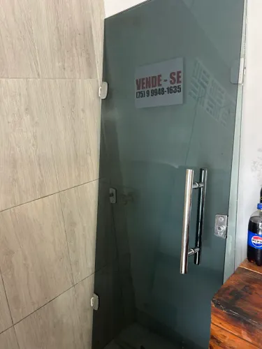 Porta de Vidro Blindex Fumê - Fechadura - Batente e conexões
