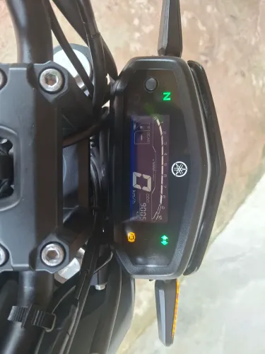 Vende-se fz15 2025 17500