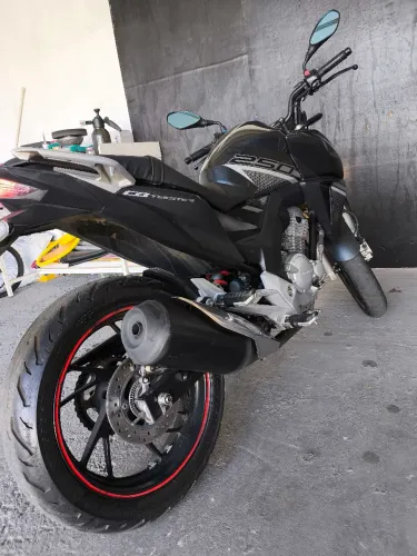 Honda CB Twister 250cc ABS