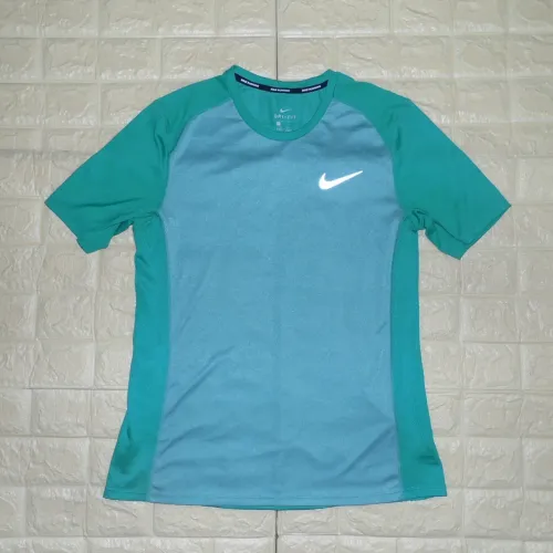 Camiseta Nike ACADEMY original tamanho m