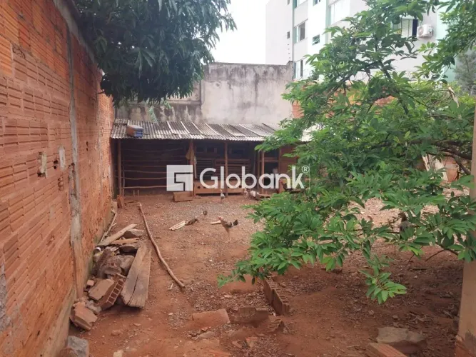 Lote à venda em Major Prates com 180 m², ideal para quem busca investir ou construir em um