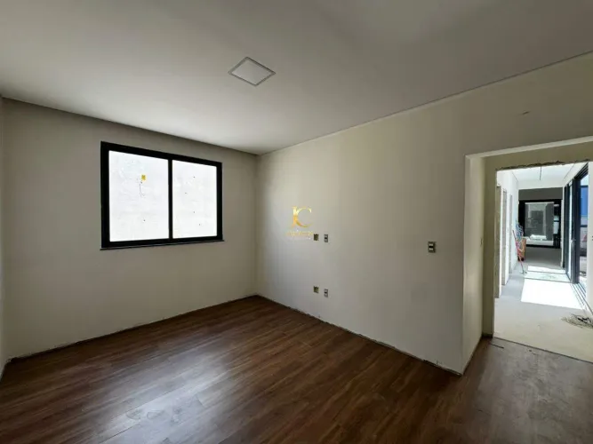 Casa de 3 quartos com suíte, varanda gourmet e 2 vagas no Planalto, Divinópolis 158m²