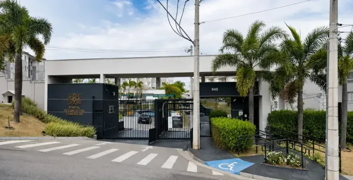 Apartamento com 2 dormitórios para alugar, 50 m² por R$ 1.420/mês - Cidade Jardim - Pouso
