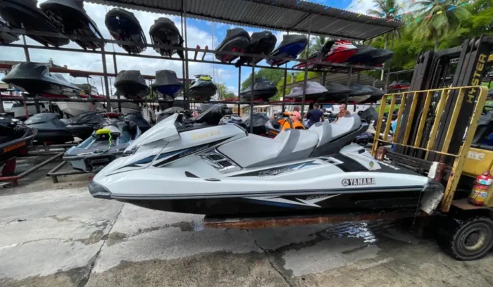 Jet sky Yamaha 2014, conservadíssimo