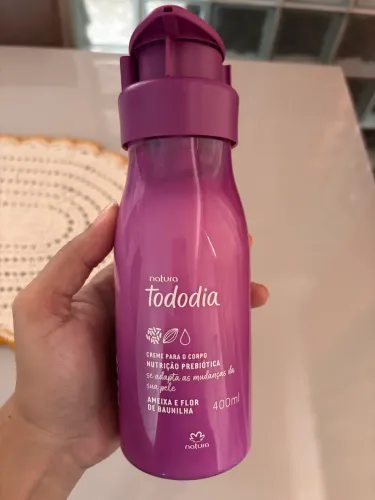 Hidratante Natura Ameixa e Flor de Baunilha 400ml