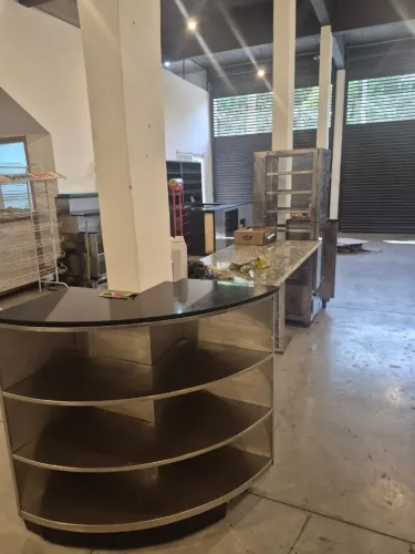 Montagem de padaria - inox