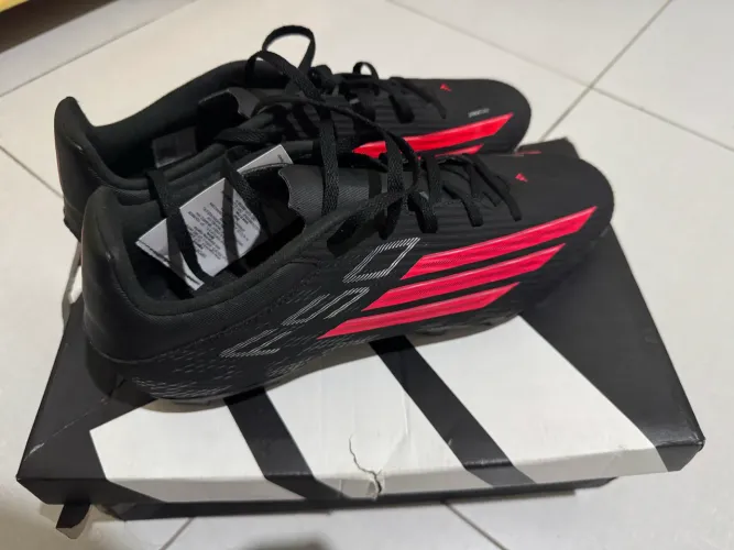 Chuteira Adidas F50 Campo N41