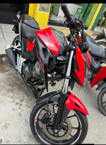 Honda CB 300 2023 