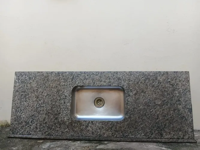 Vendo pia de granito verde Ubatuba