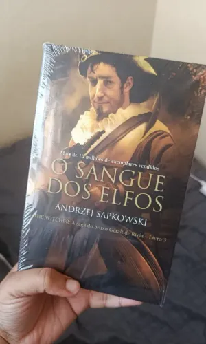 Livro saga The Wicher