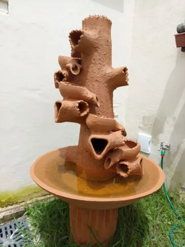 Fonte de água / Cerâmica/ Barro completa