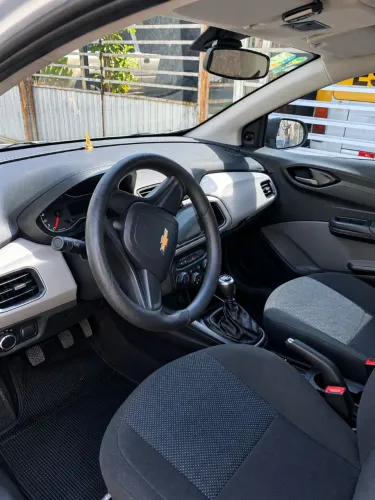 Chevrolet Onix JOY Hatch 1.0 8V Flex Mec. 4P 2018