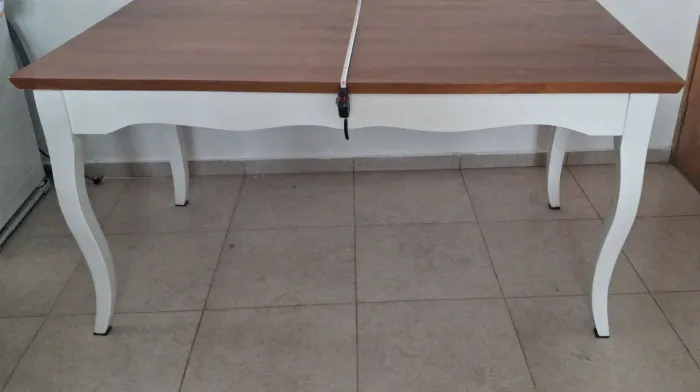 Mesa 6 lugares linda, no precinho!