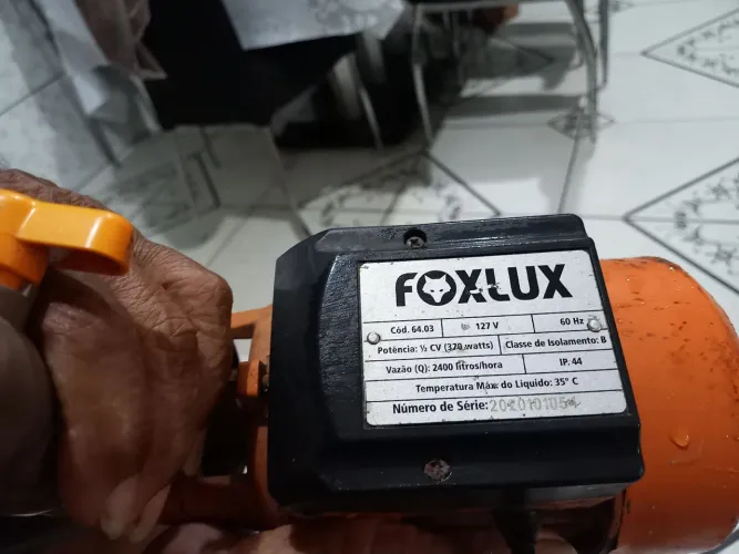 Bomba pra poço semi nova