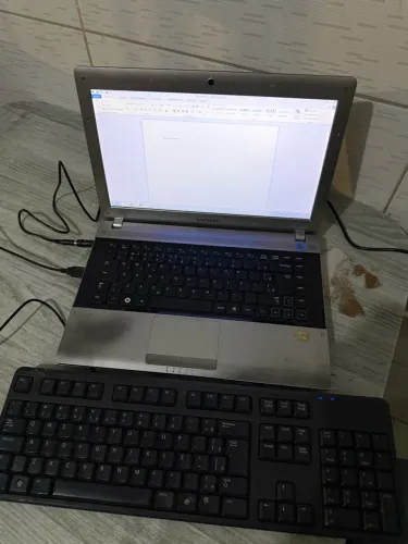 Notebook Samsung leia o anúncio