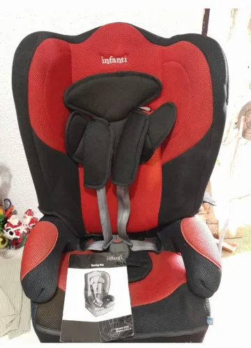 Cadeirinha Infanti de carro de 9a 36 kl