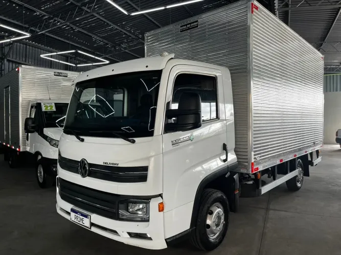 Volkswagen Delivery Express + 3.0 16V 2P TB Diesel 2022