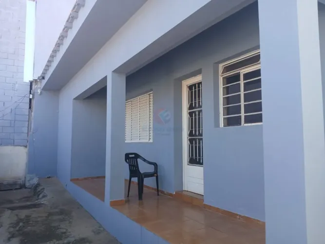 Imóvel com duas casas no mesmo terreno para venda e locação em Americana, Vila Amorim