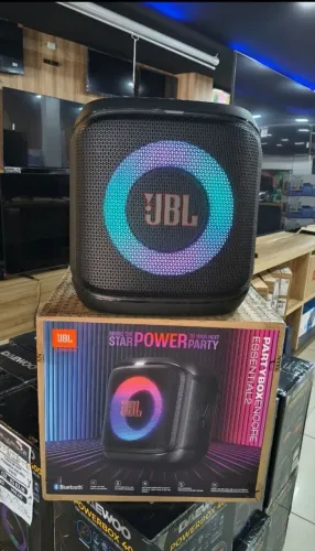 JBL PARTY BOX ENCORE ESSENT 2