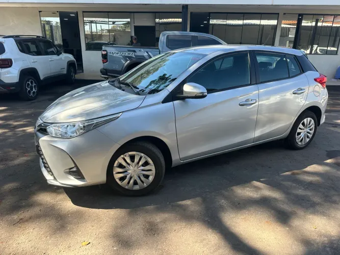 Toyota Yaris XL 1.5 Flex 16V 5P Aut. 2024