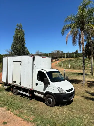 Iveco Daily Chassi 35s14 3.0 16V Diesel Mec. (e5) 2015