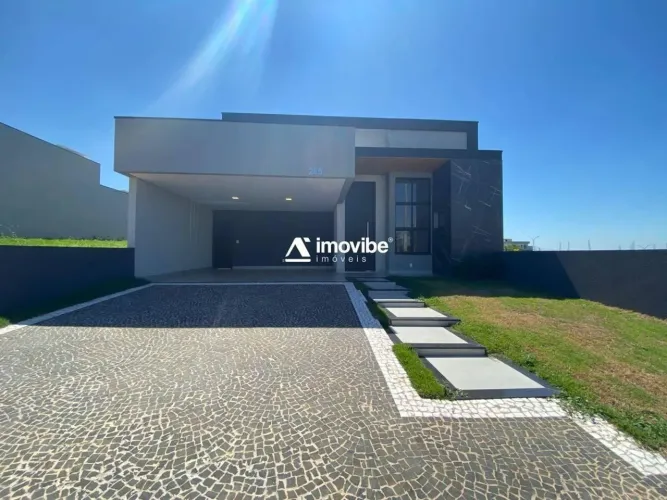 Casa Terra a Venda em Condominio Fechado em Nova Odessa