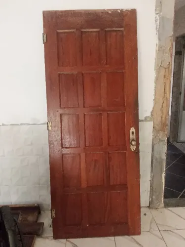 Porta de Madeira com portal