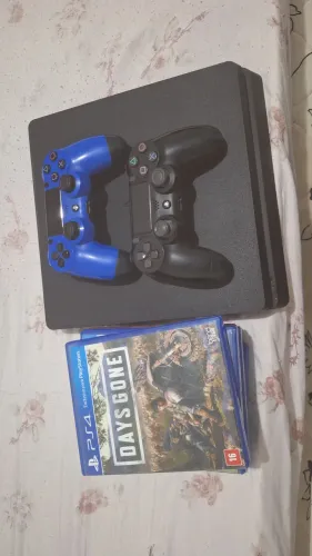 Vende-se esse ps4 slim 500 gb
