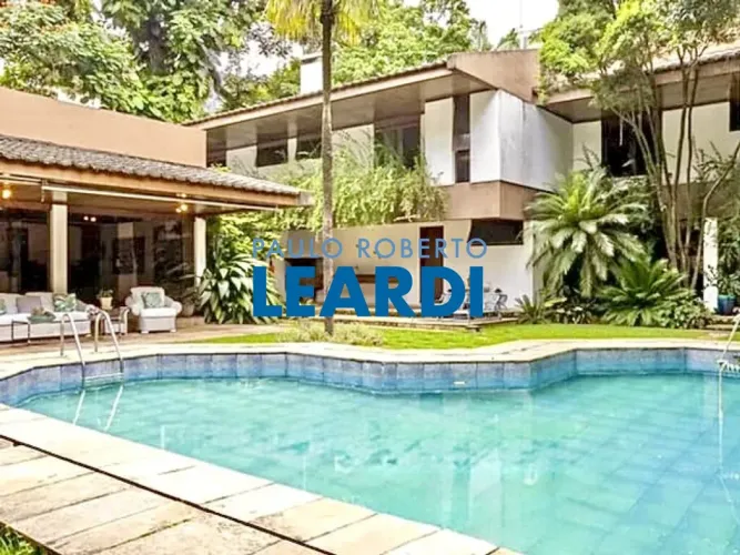 SOBRADO - JARDIM AMÉRICA - SP