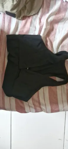 Tops de academia preto e cinza