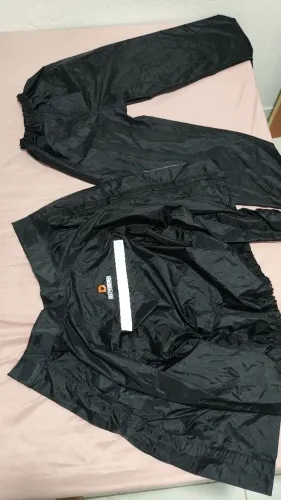 Capa de chuva defender