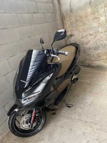 Honda PCX 160 DLX 2026 - Único Dono - Baixa KM