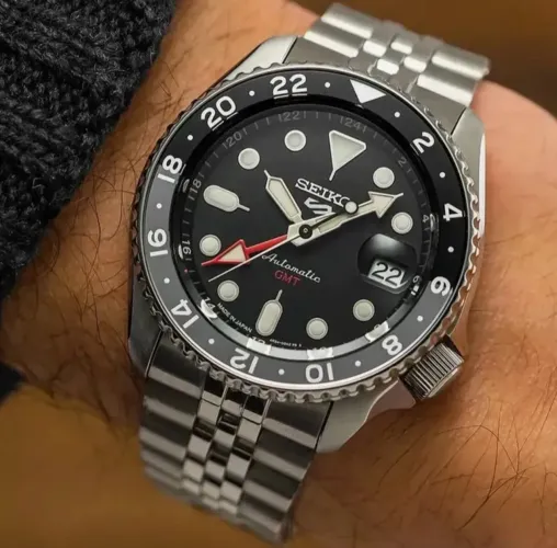 Relógio Seiko 5 Sports GMT Automático