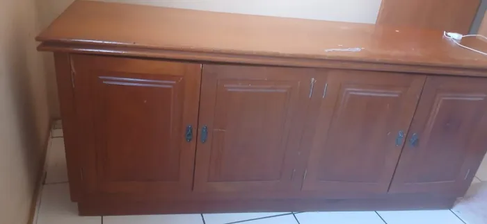 Venda de cômoda, colchão e base