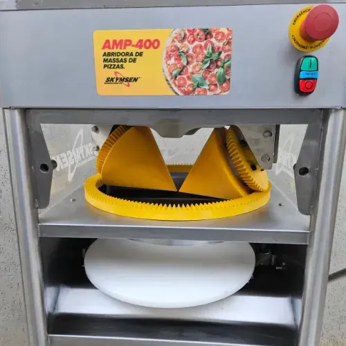 Abre Pizza Skymsen Modeladora de Massa de Pizza (usada) estudo troca