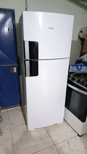 Vendo uma geladeira consul Frost Free bairro nova Almeida serra