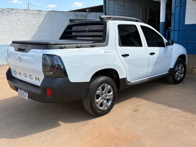 Renault Duster Oroch Intense 1.6 Flex 16V Mec. 2023