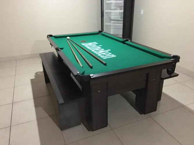 Mesa de Bilhar Quatro Pés Laterais Cor Preta Tx Personalizada MGU1732