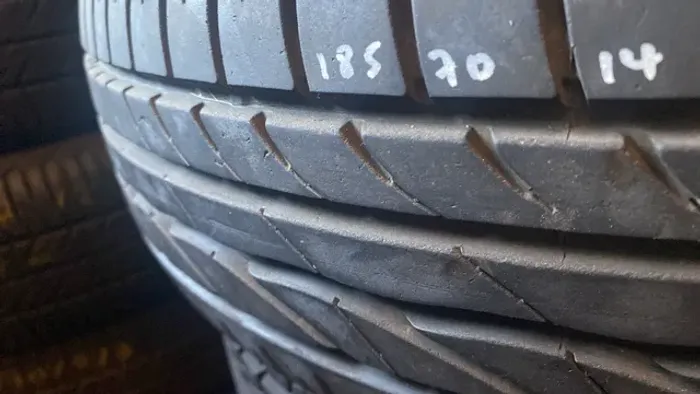 Pneu 185/70/14 Bridgestone Turanza ER300 novo unidade valor mínimo 