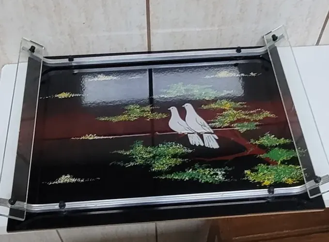 Bandeja, raridade com base vidro