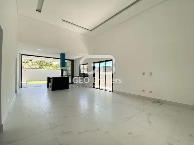 Casa moderna com 3 suítes em condomínio fechado em Jacareí - COD 13137